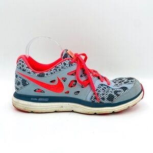 NIKE Women's Gray Coral Dual Fusion Cross Training Running Sneakers Shoes Size 9